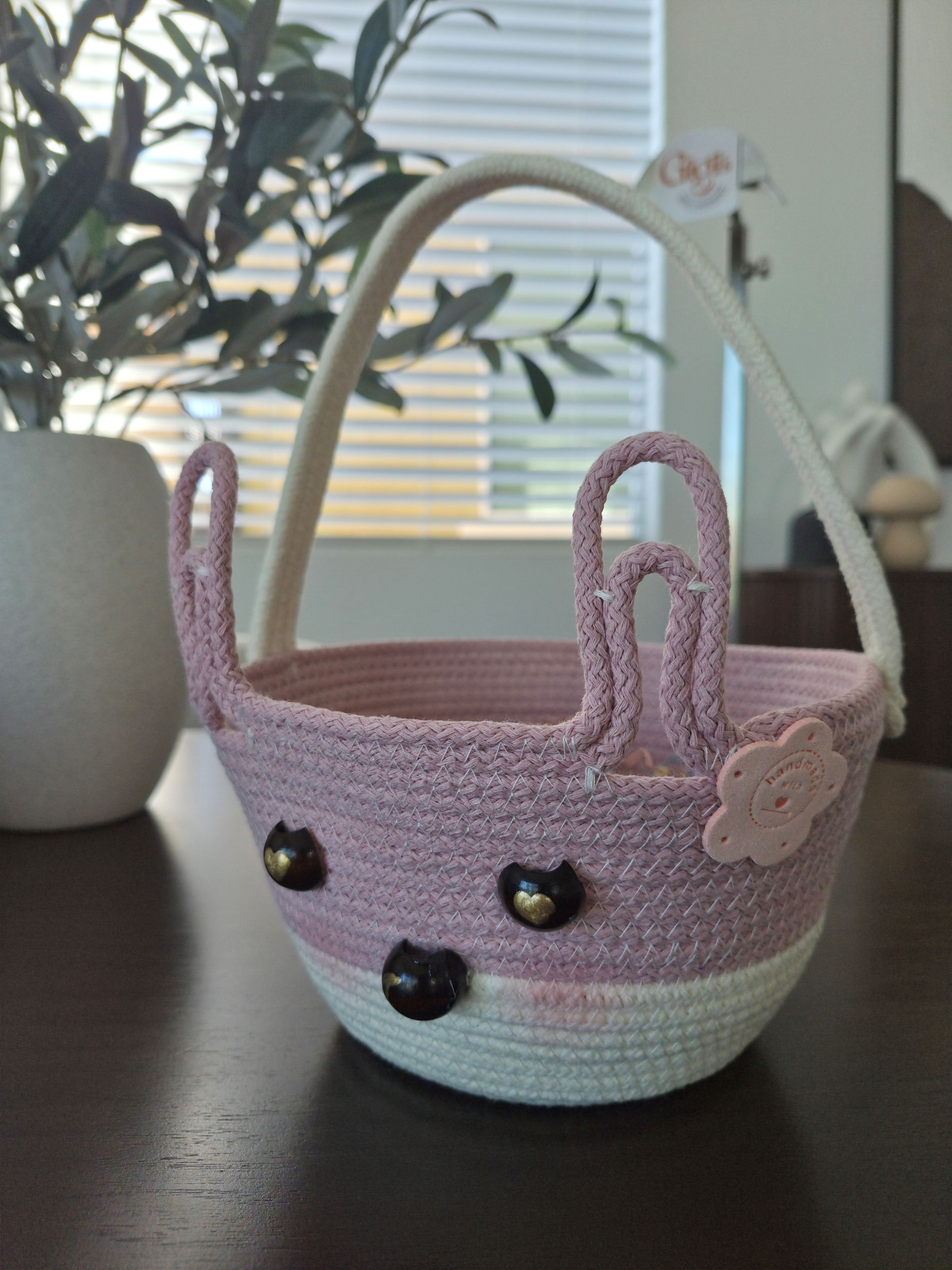Zinnia Easter Basket CONEJITA