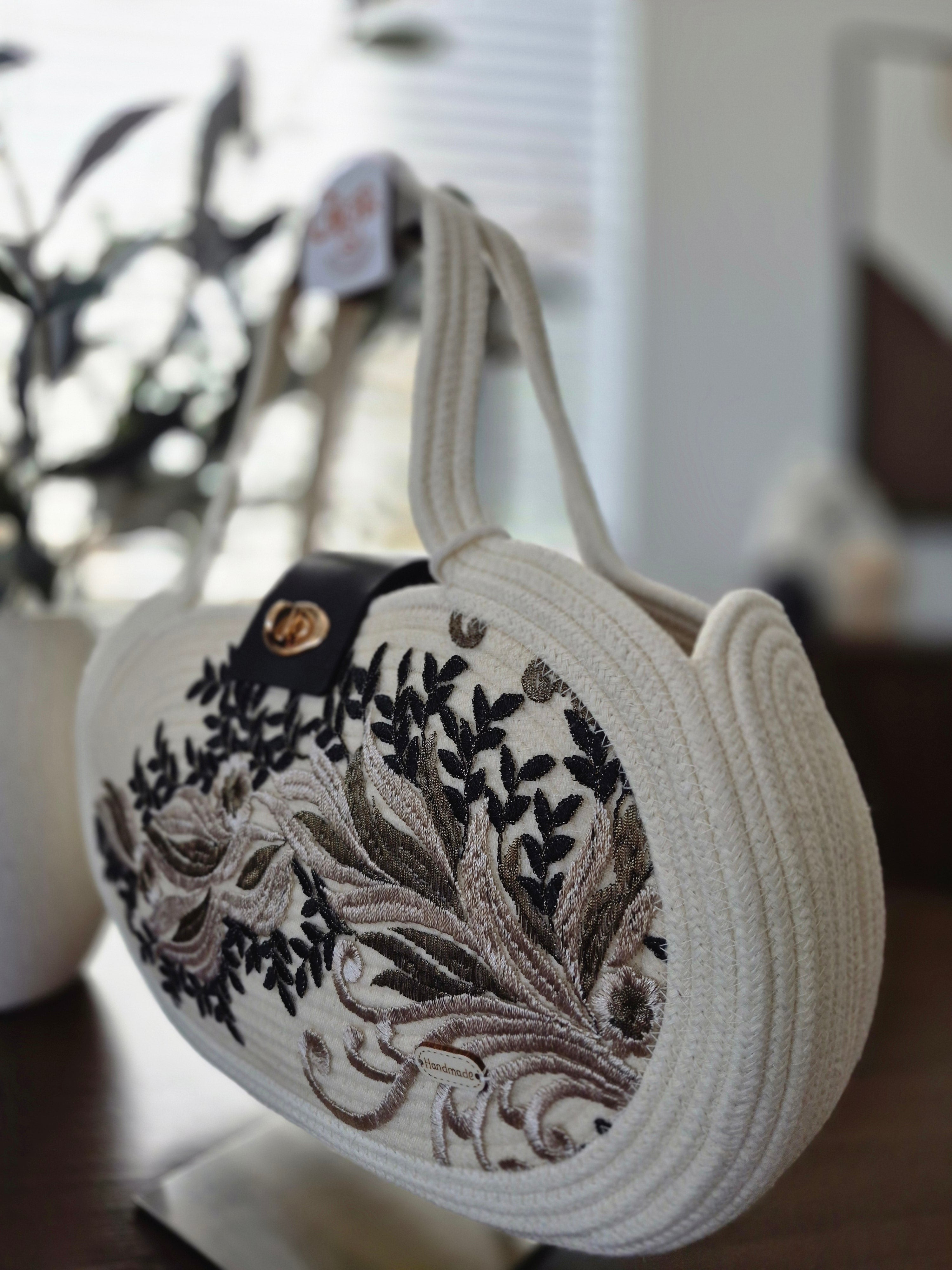 Women's Handbag VICTORIANA