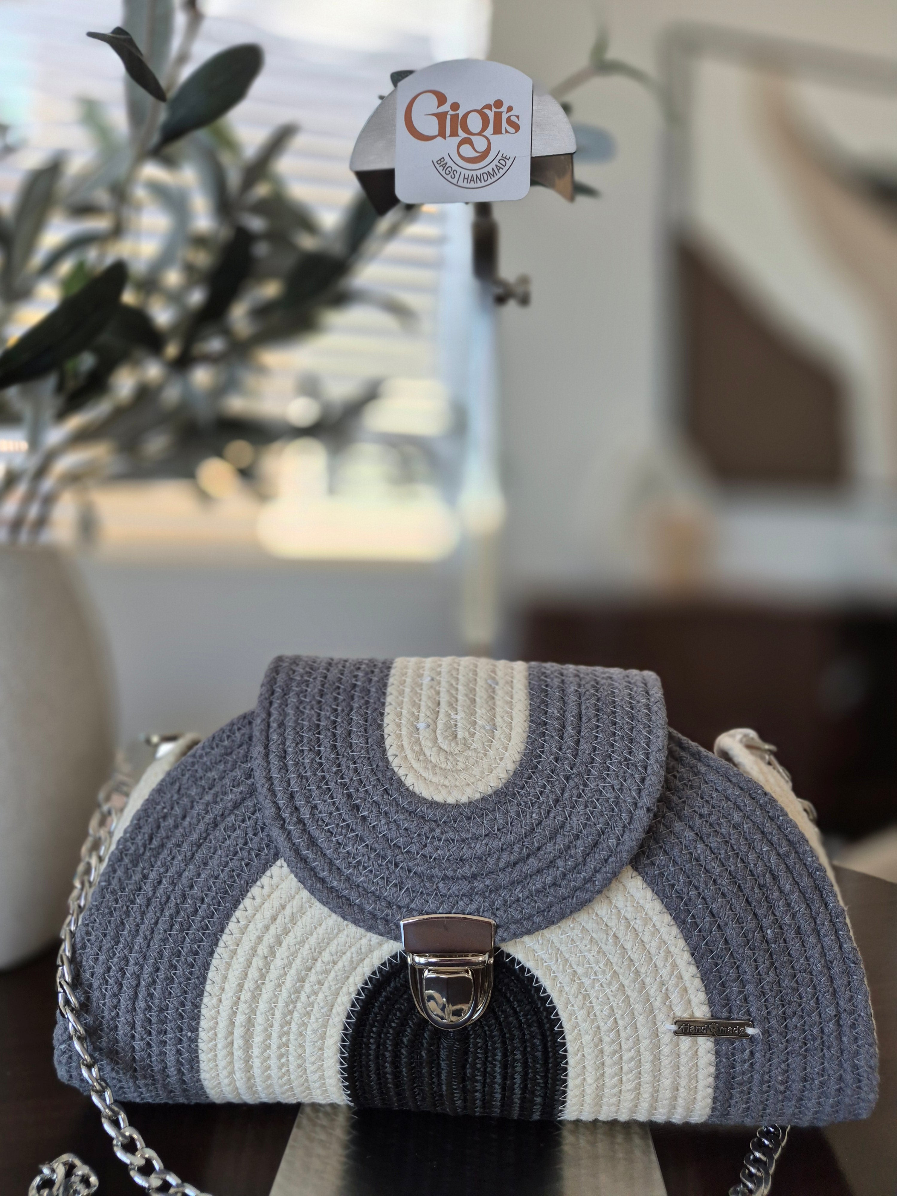 One of a Kind Handmade Handbag SOFISTICADA — Gigi's Bags